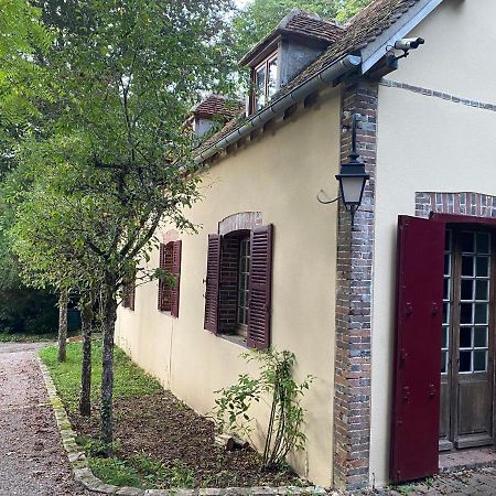 Le Charme Villa Mézilles Dış mekan fotoğraf