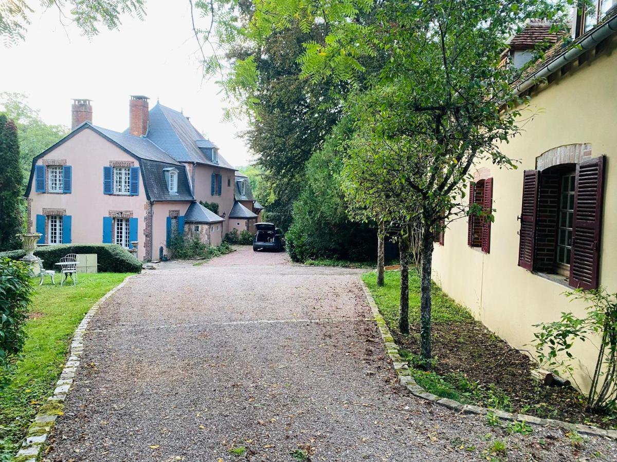 Le Charme Villa Mézilles Dış mekan fotoğraf